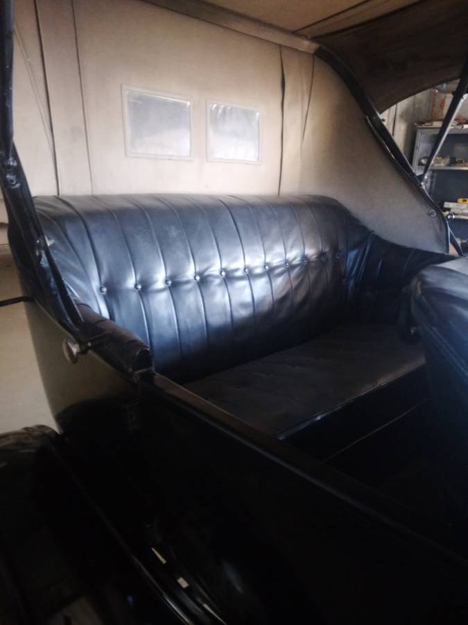 Ford-model-t-1921-black-1