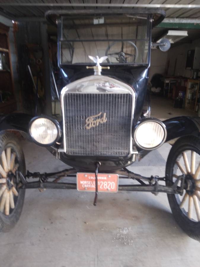 Ford-model-t-1921-black-2