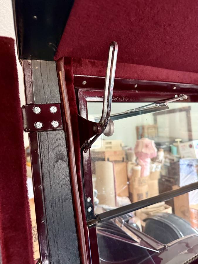 Ford-model-t-coupe-1923-custom-17