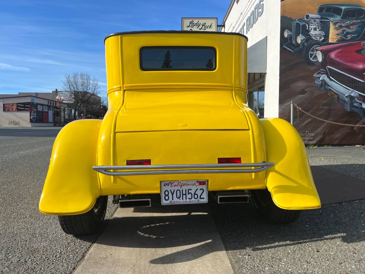 Ford-model-t-coupe-1927-13