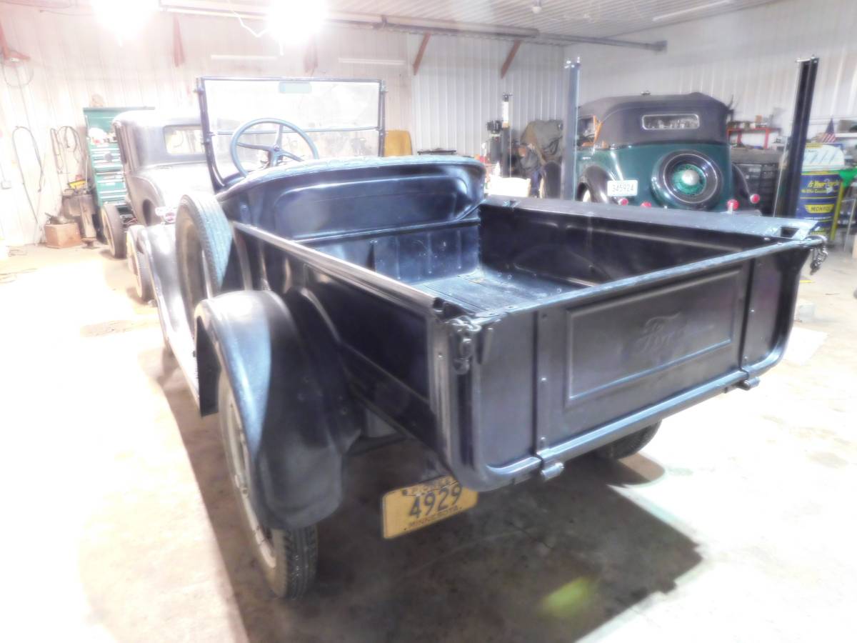 Ford-model-t-pickup-1926-black-5