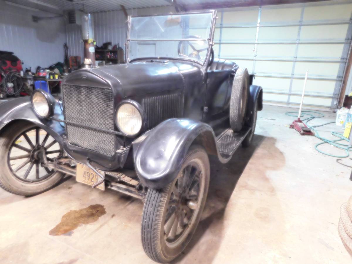Ford-model-t-pickup-1926-black-8