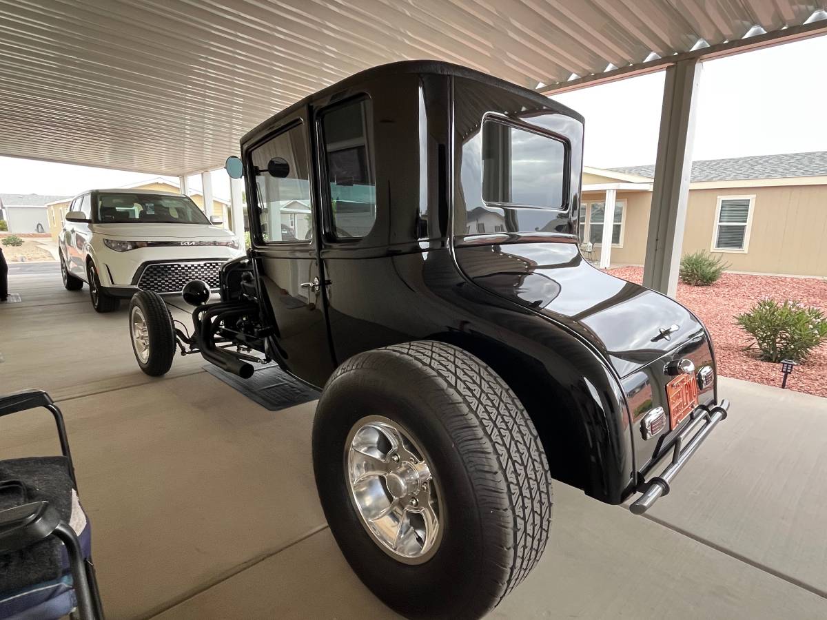 Ford-model-t-street-rod-1926-6