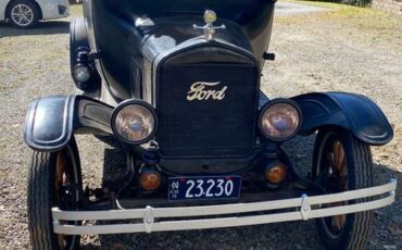 Ford-model-t-tudor-sedan-1925-black-10
