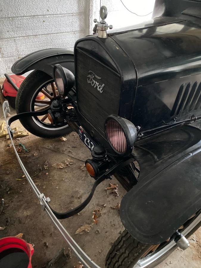 Ford-model-t-tudor-sedan-1925-black-5