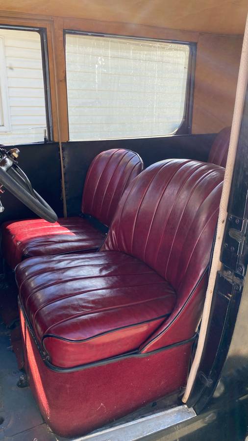 Ford-model-t-tudor-sedan-1925-black-8