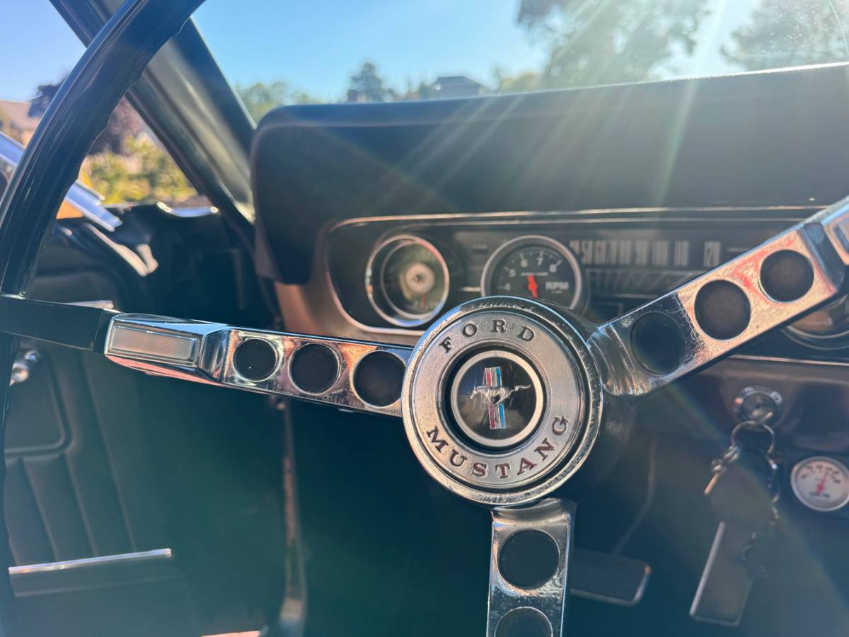 Ford-mustang-1965-black-15