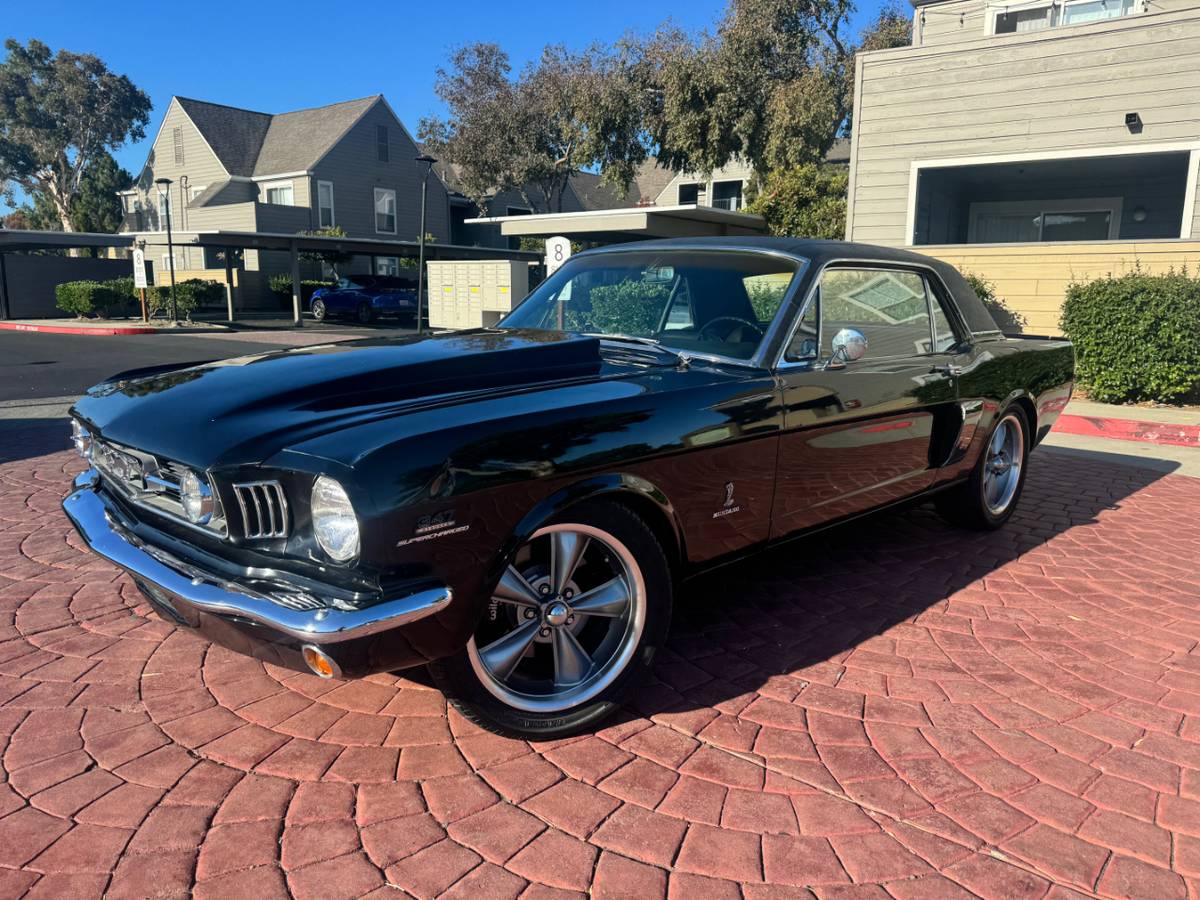 Ford-mustang-1965-black-2