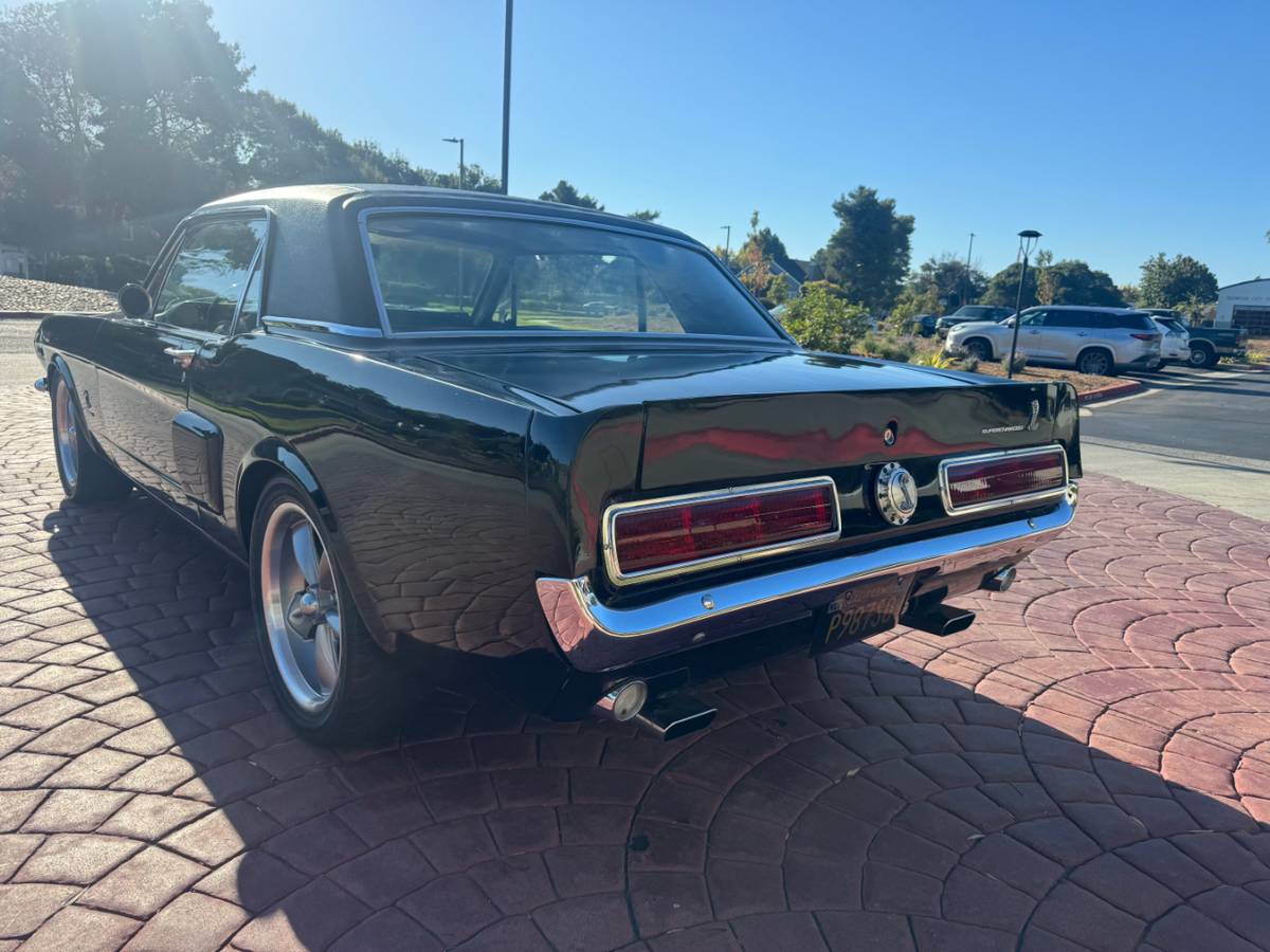 Ford-mustang-1965-black-23