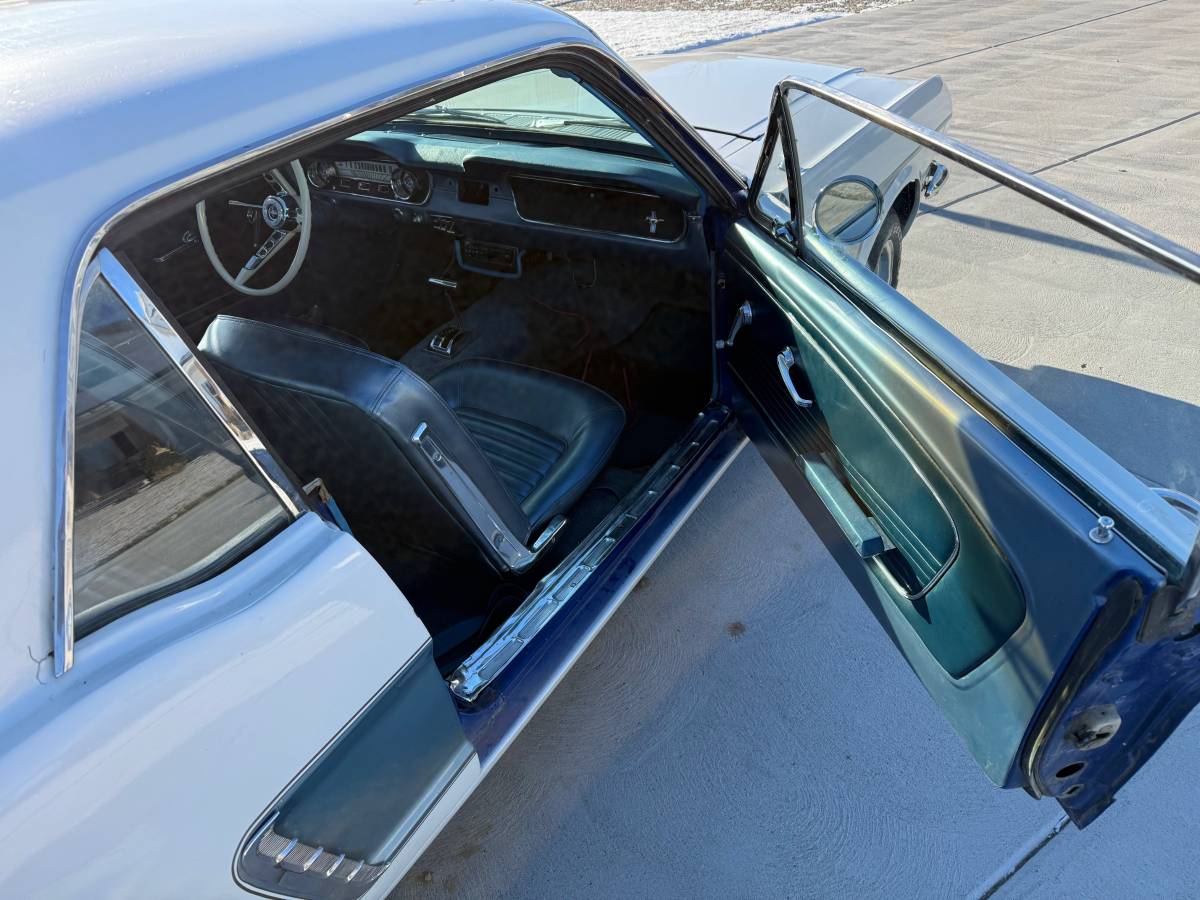 Ford-mustang-1965-custom-12