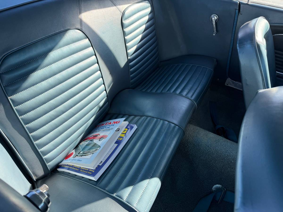 Ford-mustang-1965-custom-21