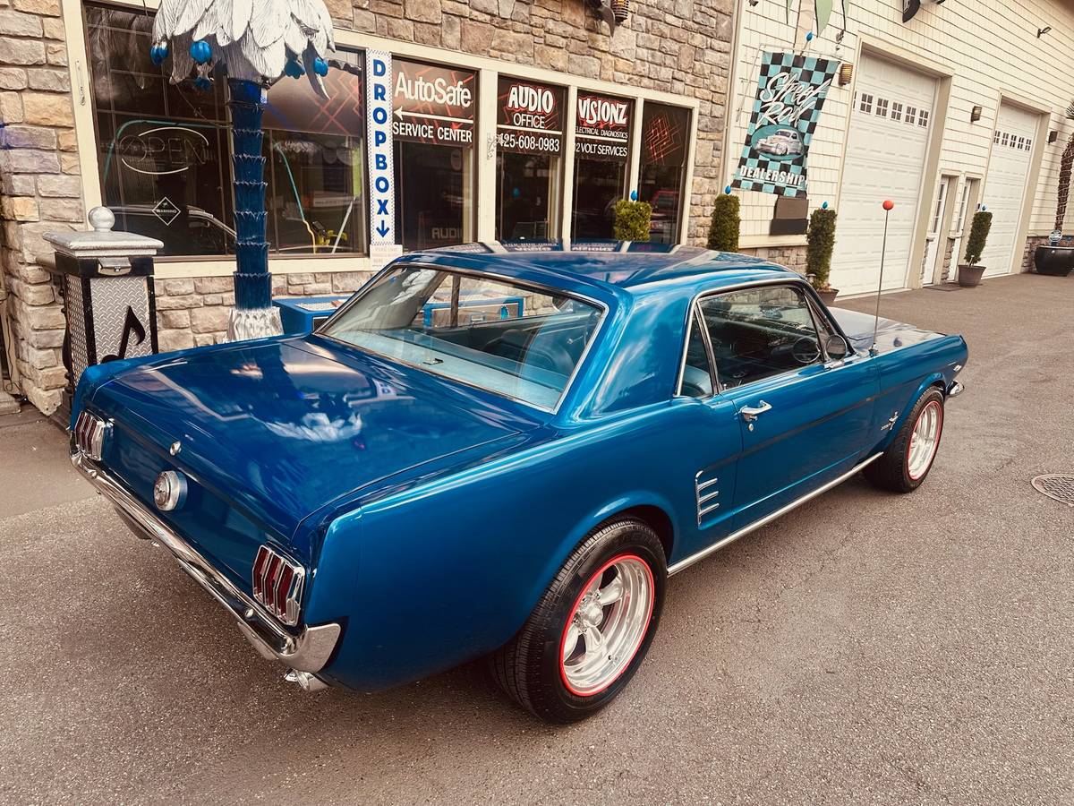 Ford-mustang-1966-10