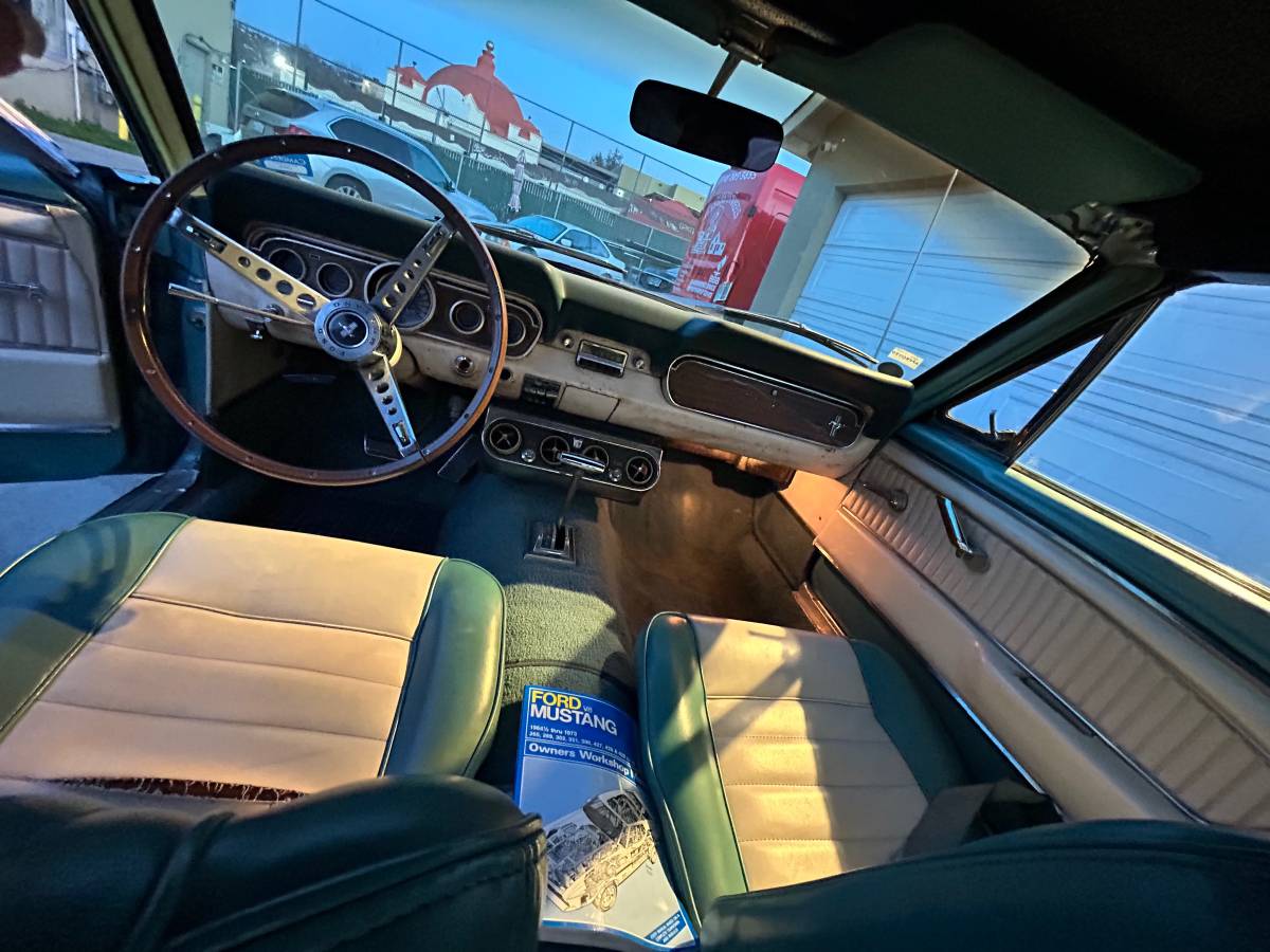 Ford-mustang-1966-11