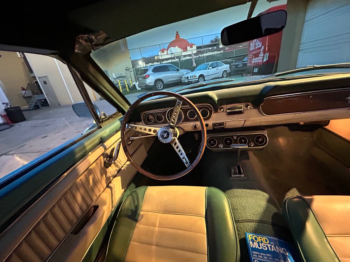 Ford-mustang-1966-13