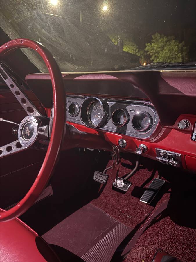 Ford-mustang-1966-2