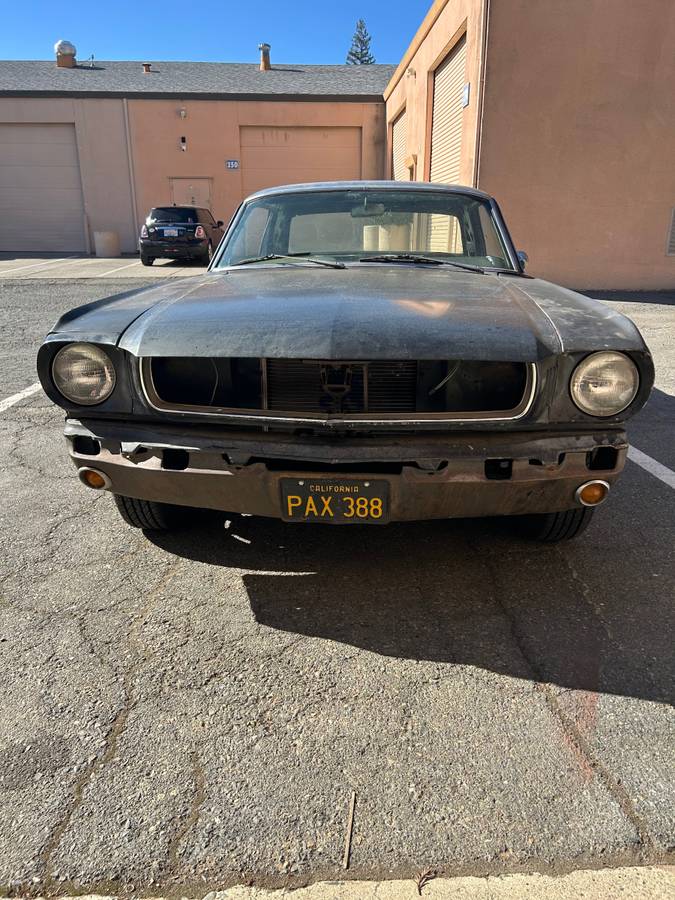 Ford-mustang-1966-black-2