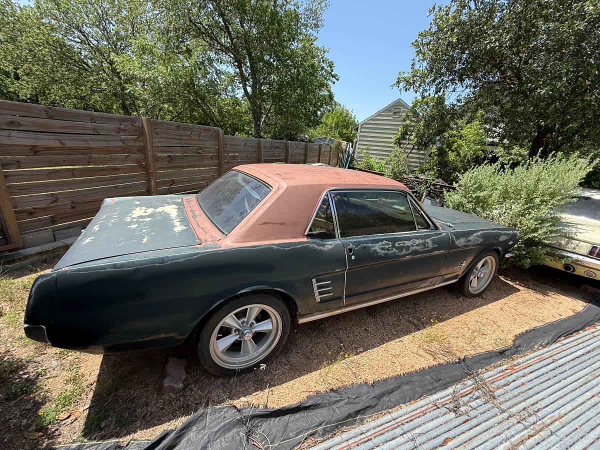 Ford-mustang-1966-green-1