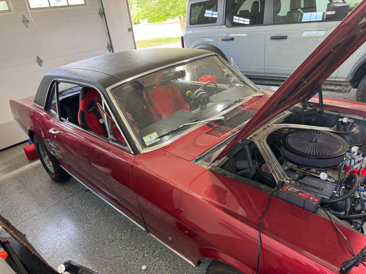Ford-mustang-1966-red-1