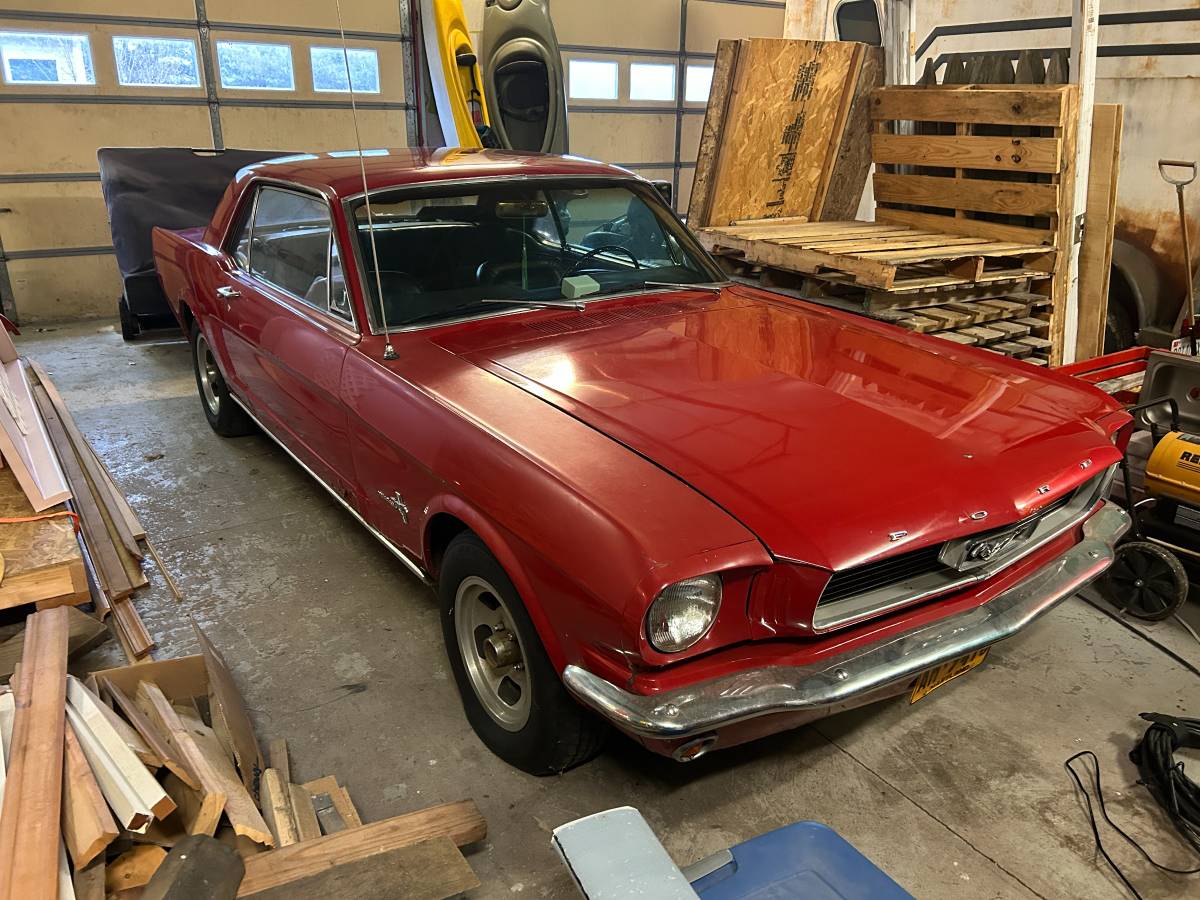 Ford-mustang-1966-red