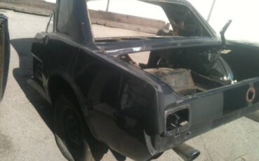 Ford-mustang-1966-white-10