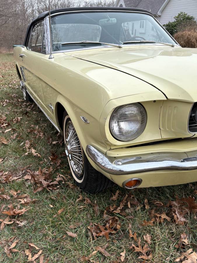 Ford-mustang-1966-yellow-1