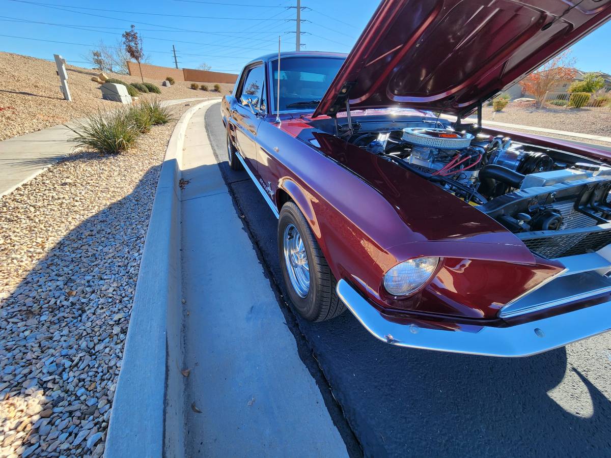 Ford-mustang-1967-custom-6