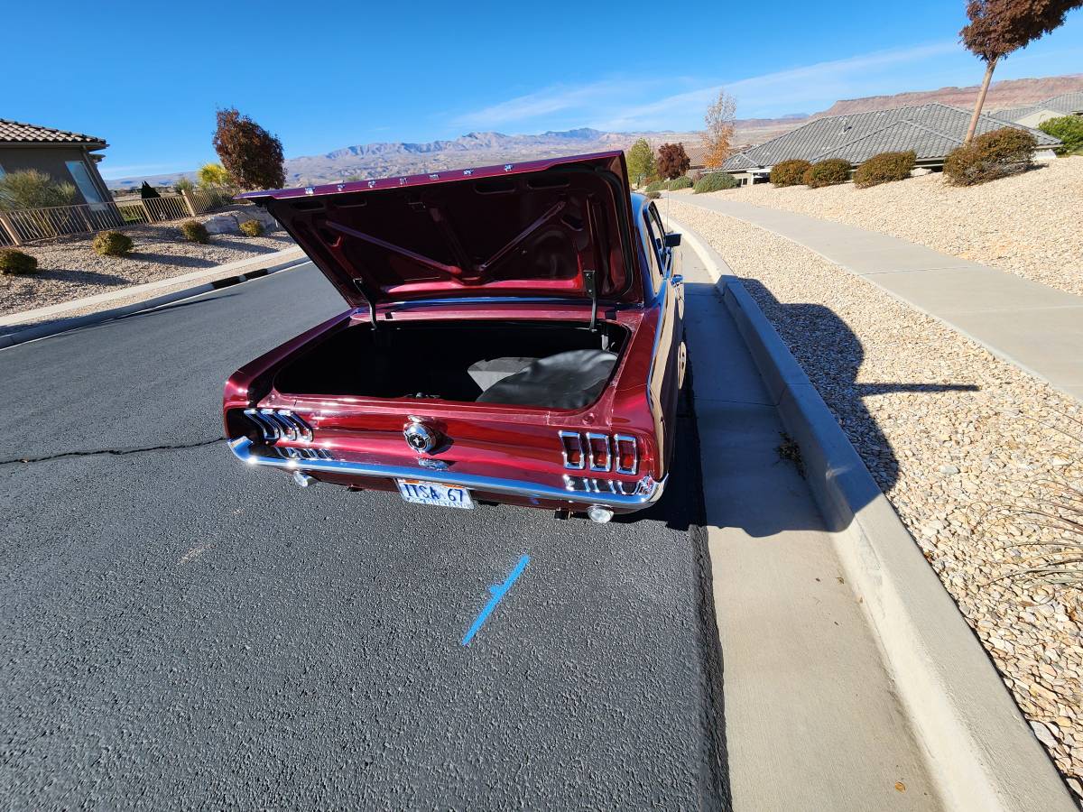 Ford-mustang-1967-custom-8