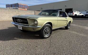 Ford-mustang-1967-green