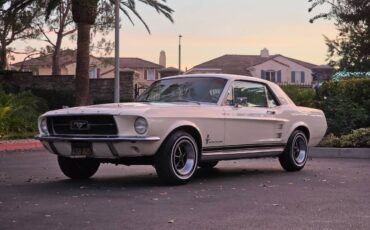 Ford-mustang-1967-white-10