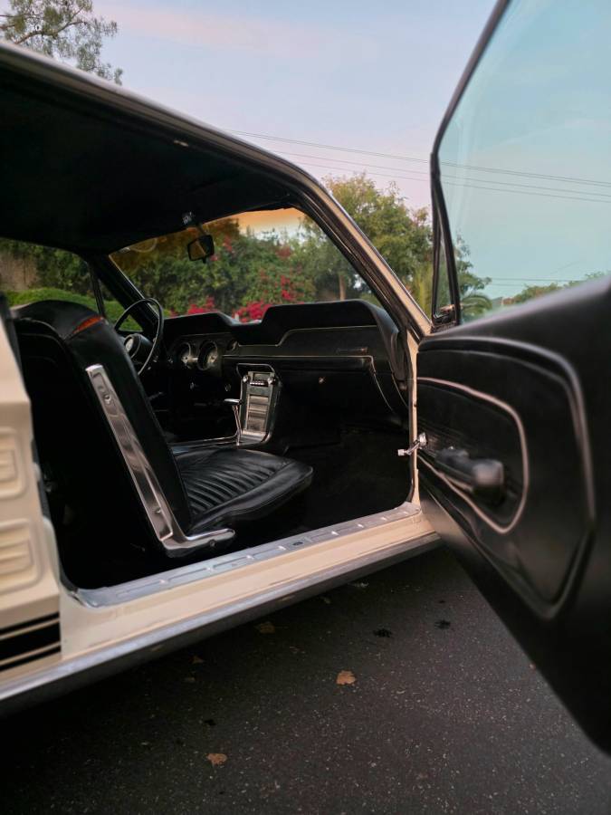 Ford-mustang-1967-white-12