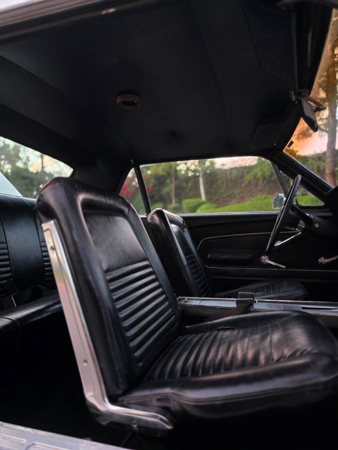 Ford-mustang-1967-white-17