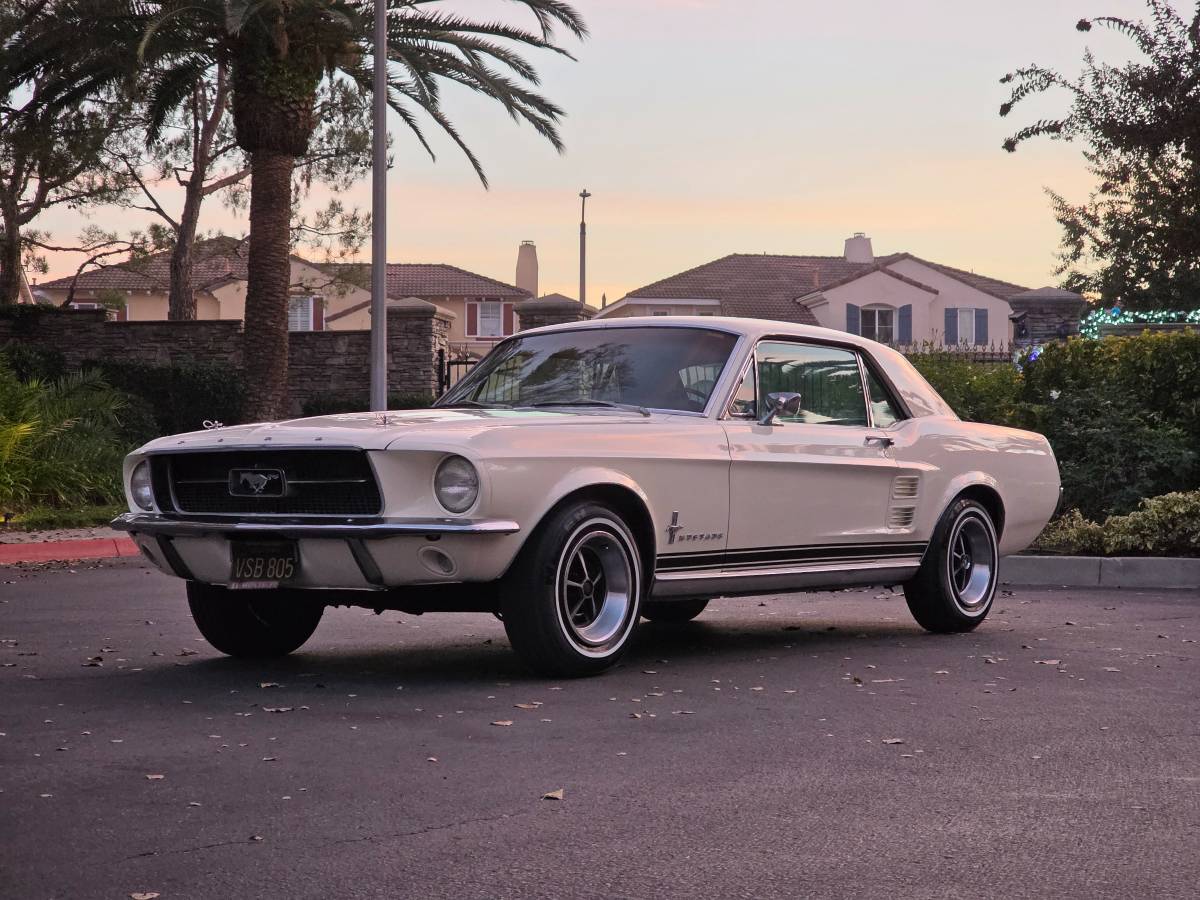 Ford-mustang-1967-white-6