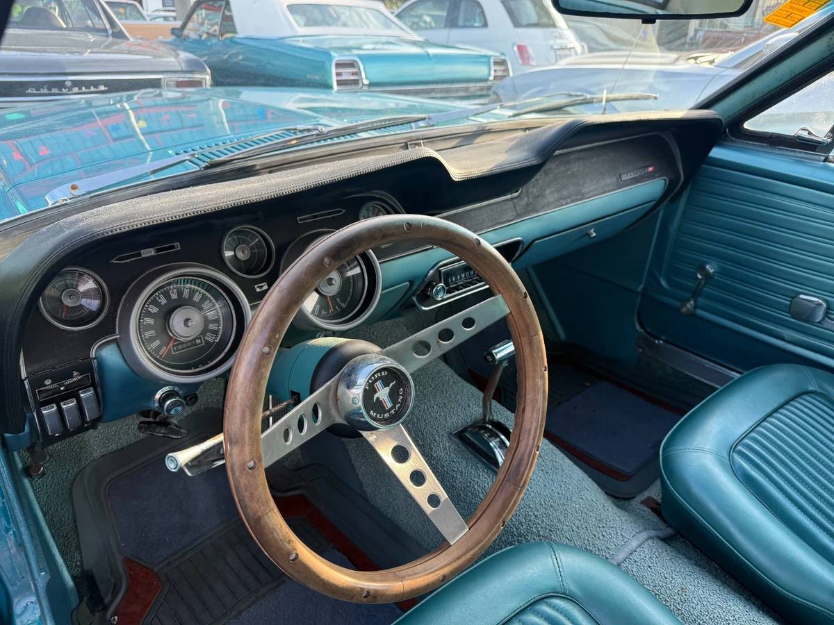 Ford-mustang-1968-blue-8