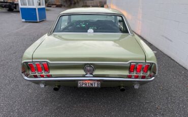 Ford-mustang-1968-green-10