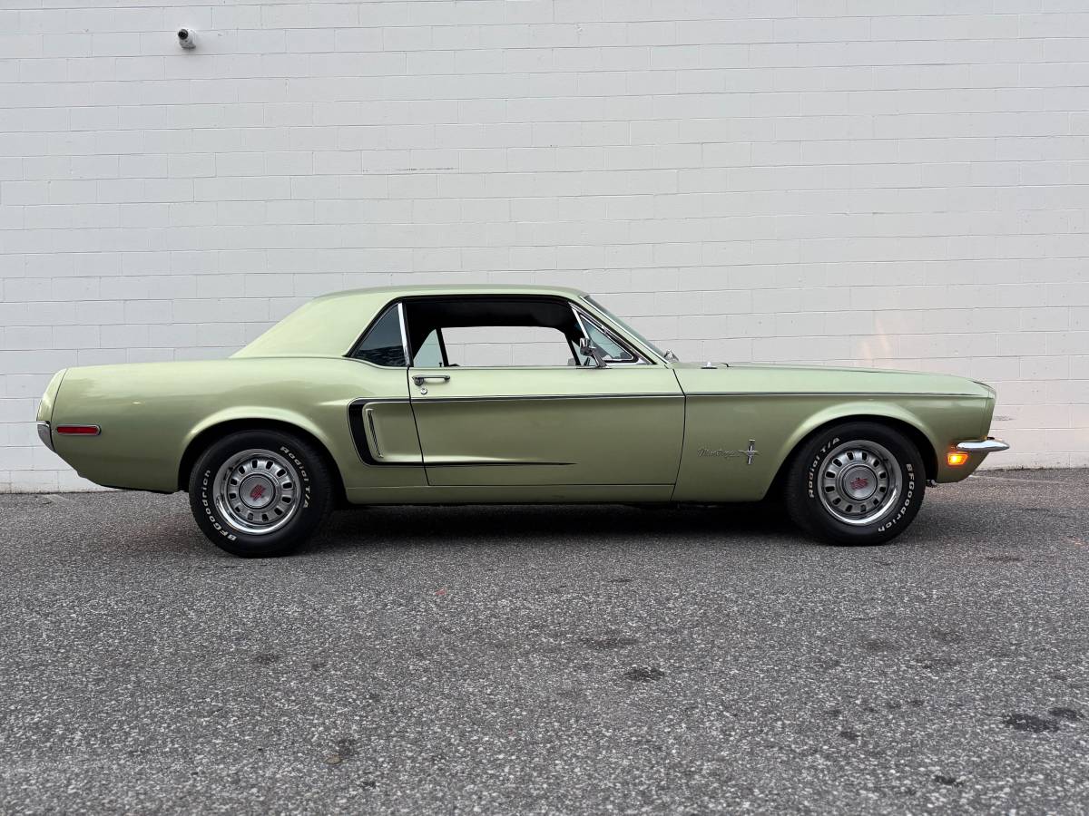 Ford-mustang-1968-green-11