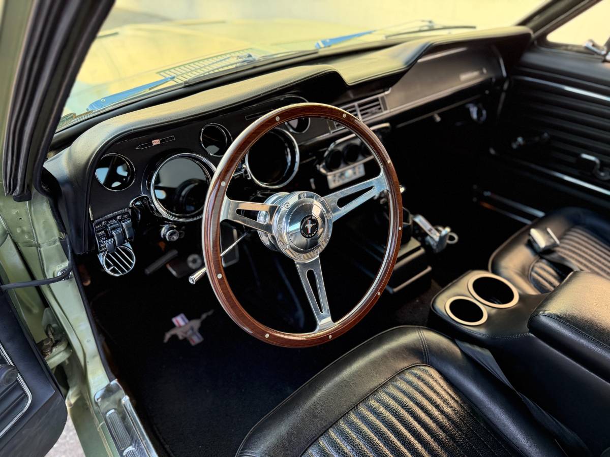 Ford-mustang-1968-green-15