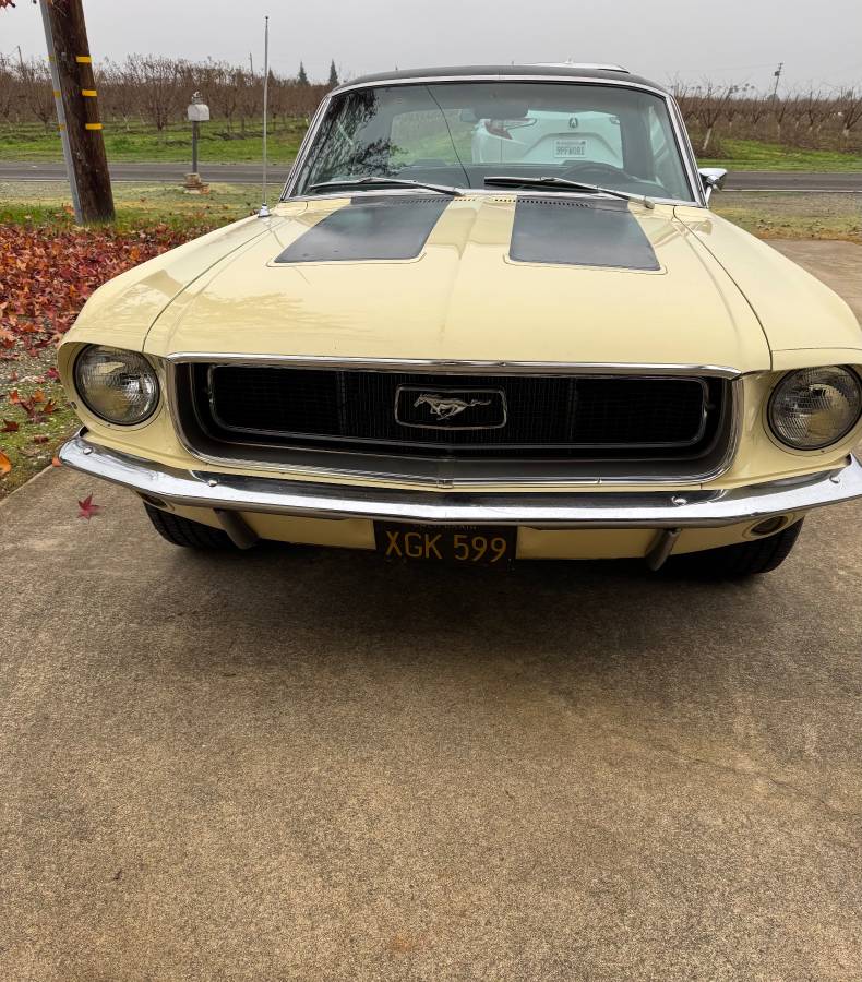 Ford-mustang-1968-yellow-2