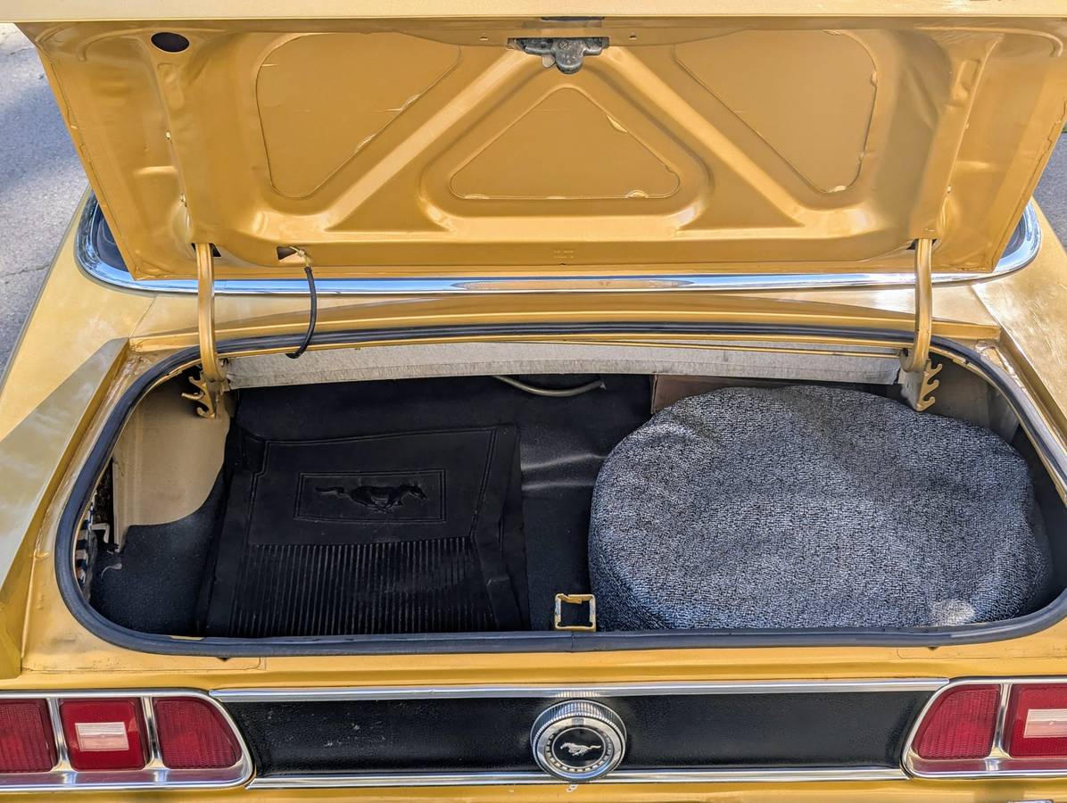 Ford-mustang-1973-custom-4