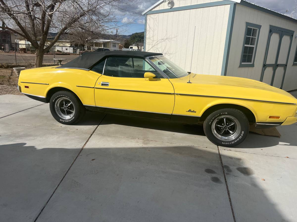 Ford-mustang-1973-yellow-2