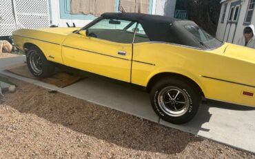 Ford-mustang-1973-yellow-4