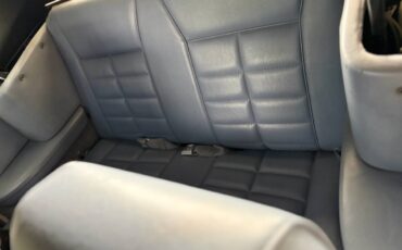 Ford-mustang-1983-white-3