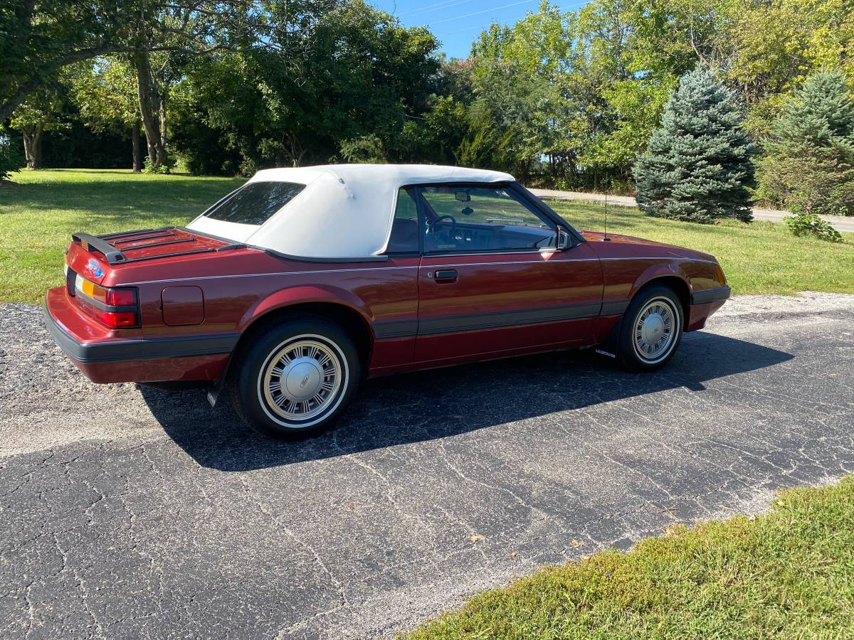 Ford-mustang-1986-red-3