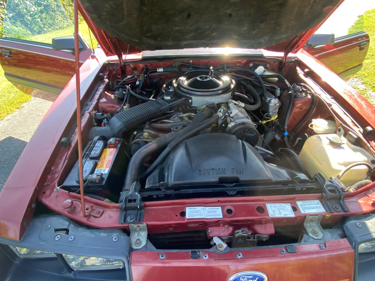 Ford-mustang-1986-red-4