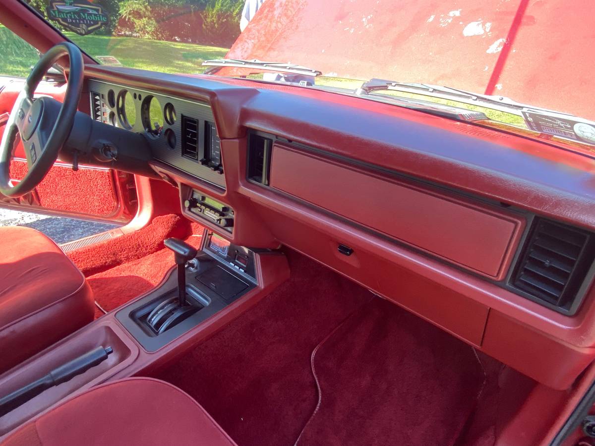 Ford-mustang-1986-red-5
