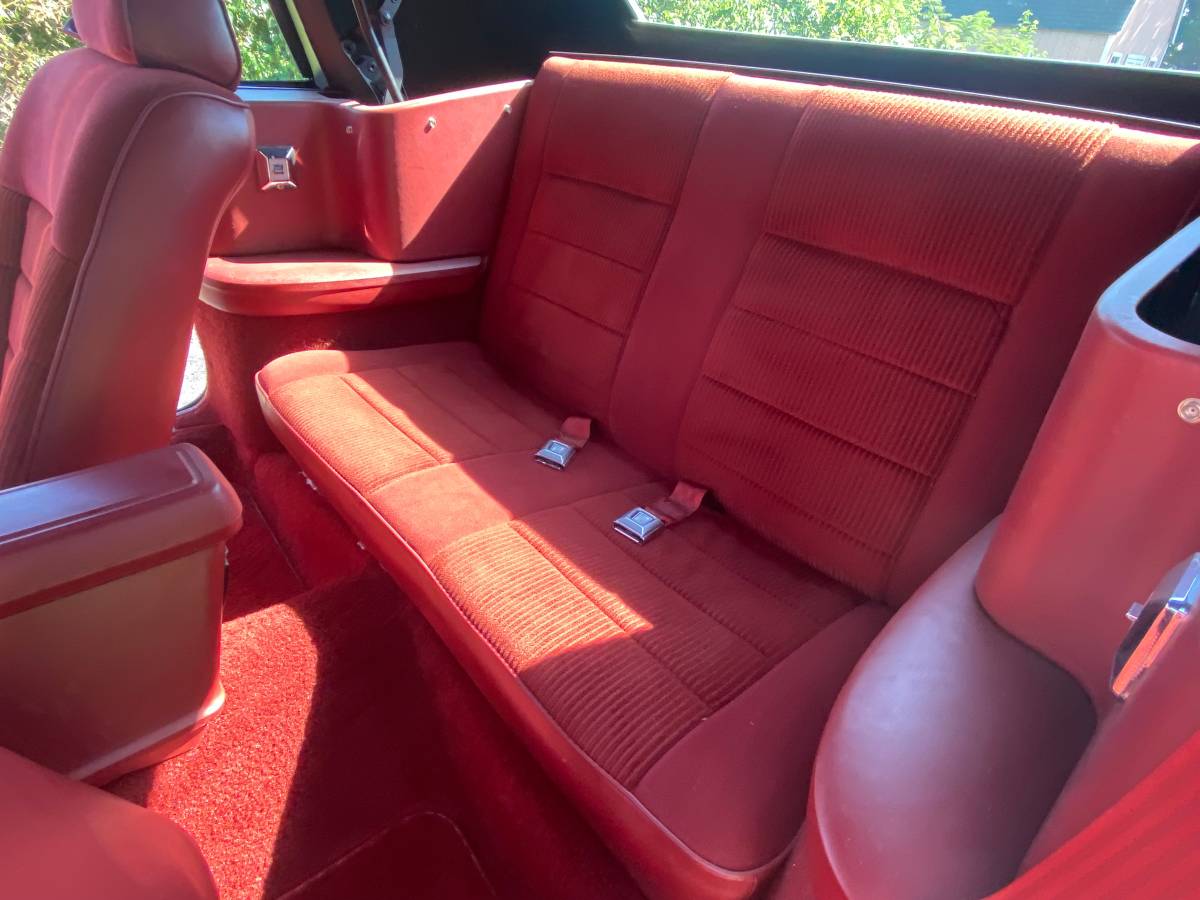 Ford-mustang-1986-red-8