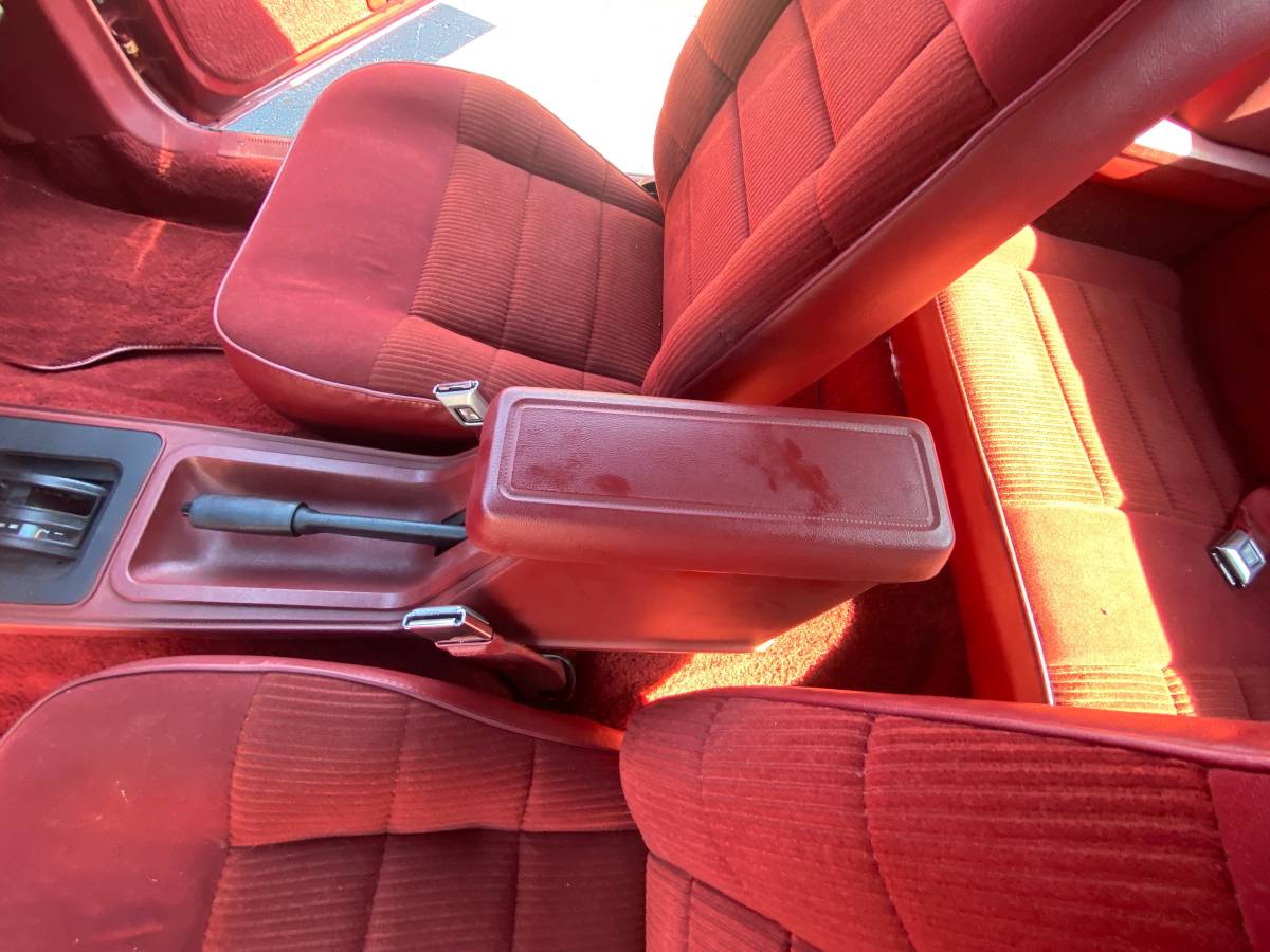 Ford-mustang-1986-red-9