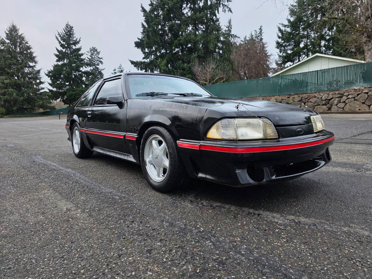 Ford-mustang-1987-10