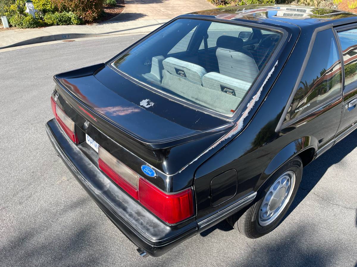 Ford-mustang-1988-12