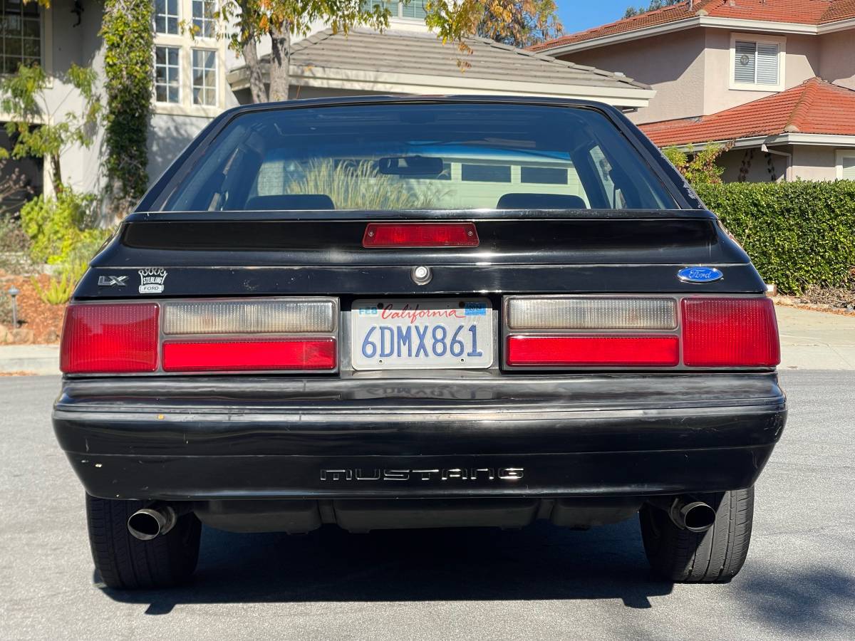 Ford-mustang-1988-13