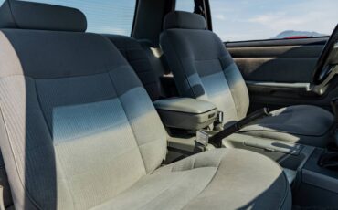 Ford-mustang-1988-black-18